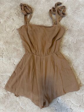 Lost + Wander Brown Tie-Shoulder Romper XS NWT